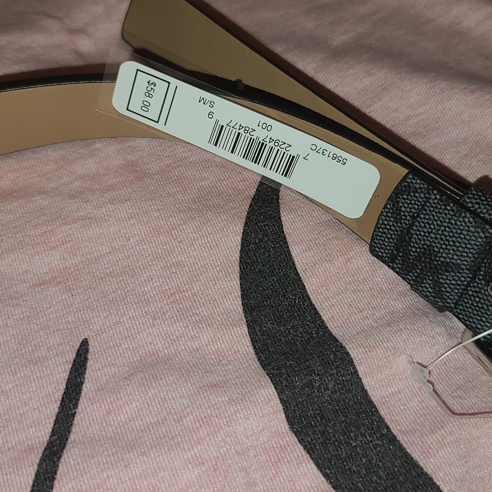 Michael Kors Belt Bag - Picture 4 of 16